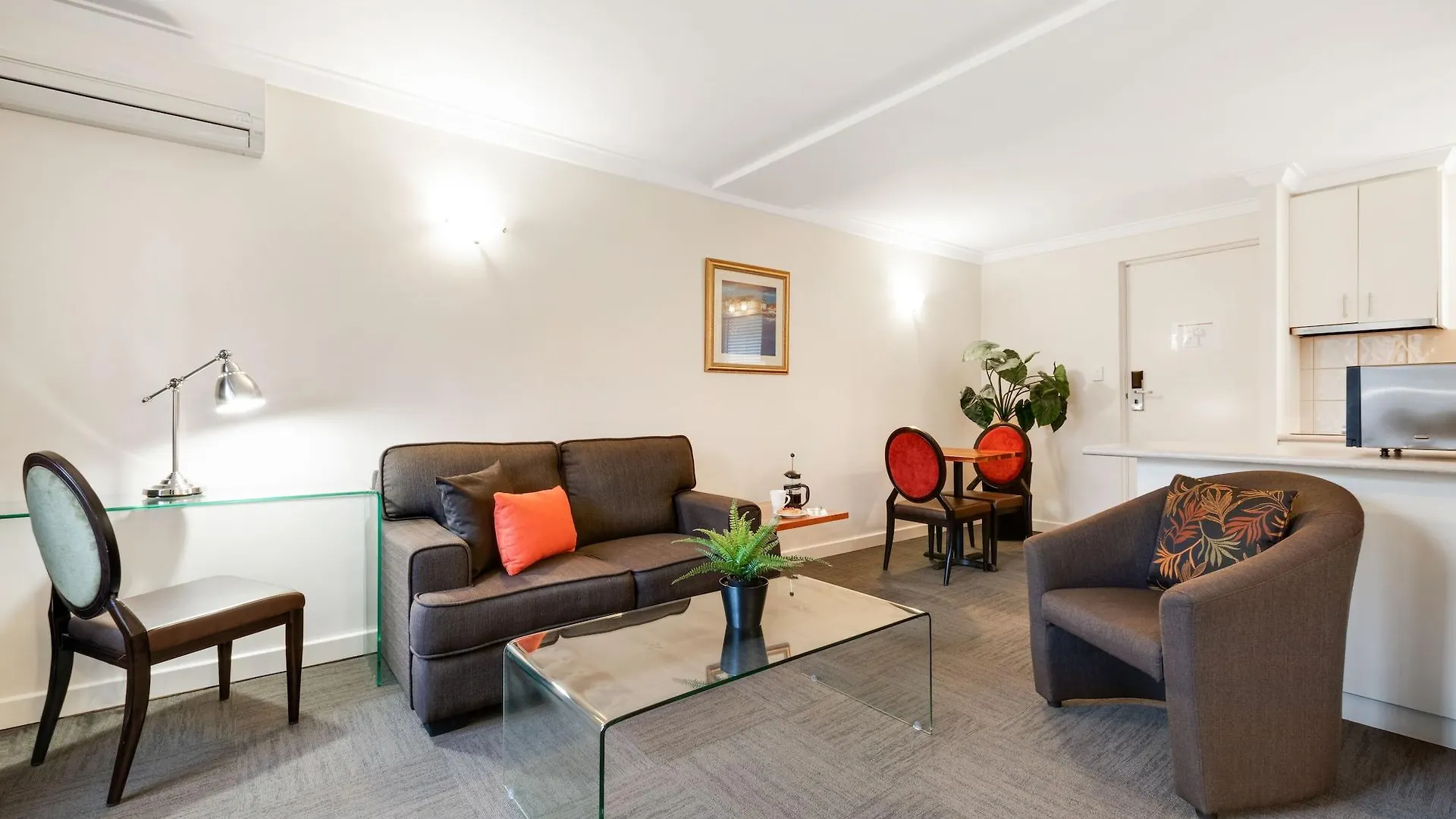 The Peninsula Riverside Serviced Apartments Perth