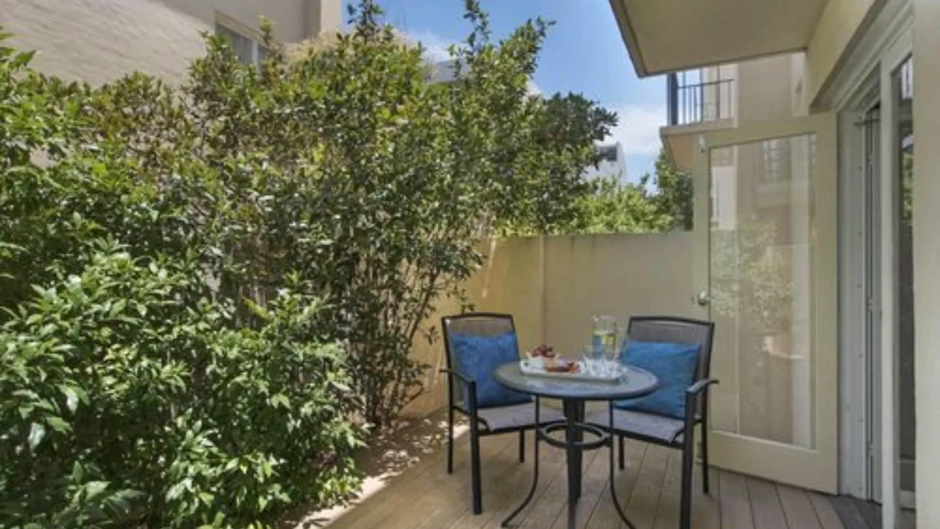 The Peninsula Riverside Serviced Apartments Perth