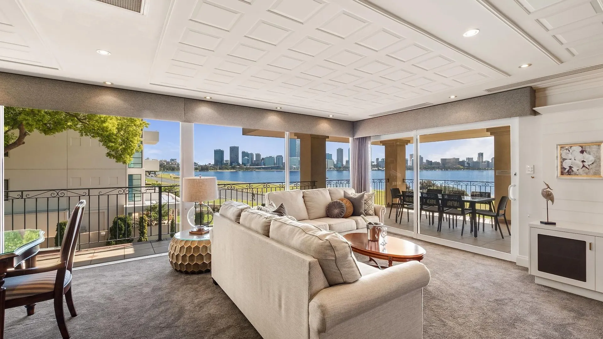 The Peninsula Riverside Serviced Apartments Perth