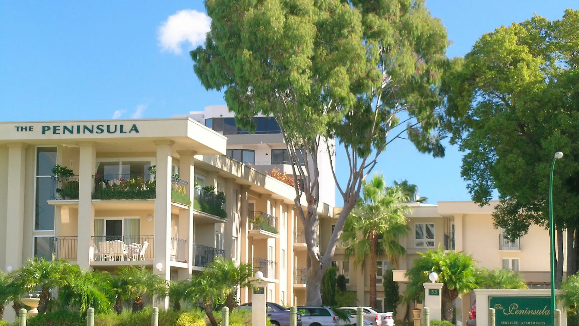 The Peninsula Riverside Serviced Apartments Perth 4*,