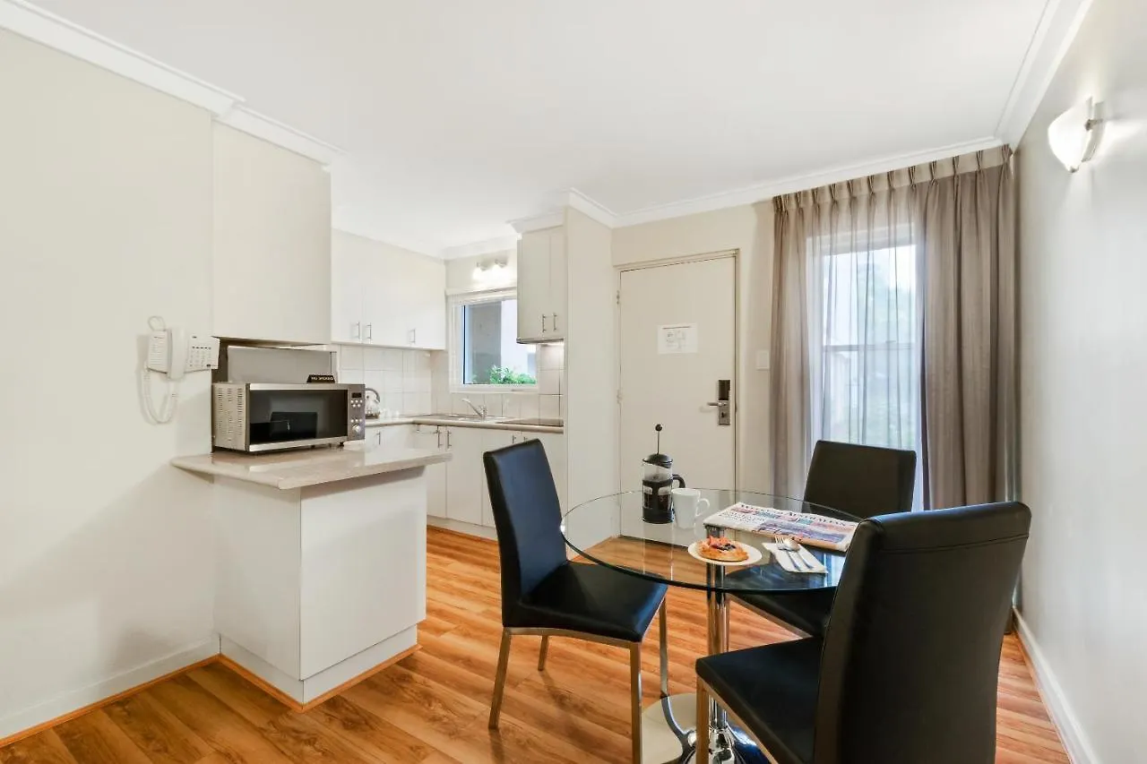 Aparthotel The Peninsula Riverside Serviced Apartments Perth
